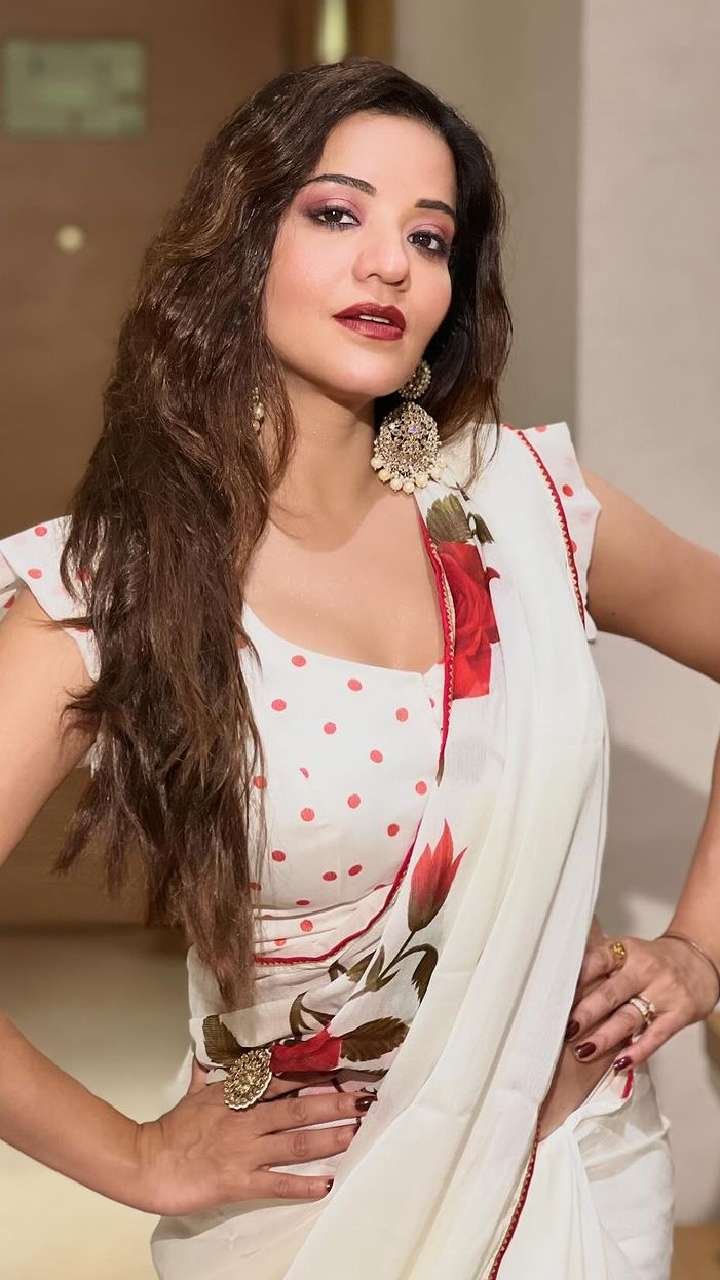Akshara Singh To Monalisa, Top Richest Bhojpuri Actresses