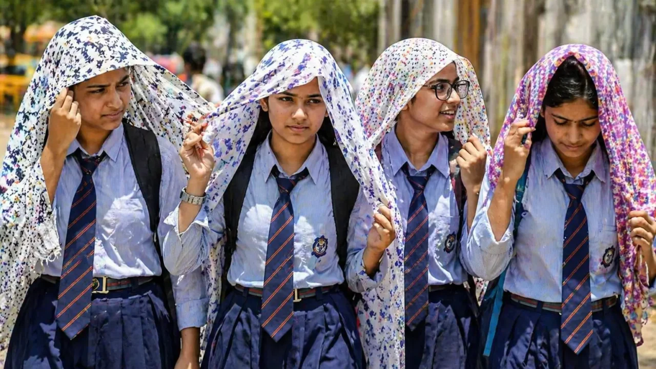 India Heatwave 2026: School Closures, Revised Timings & Safety Measures in Delhi-NCR, Rajasthan, Odisha & Other States – Full List 1 India Heatwave 2026 – School Closures and Revised Timings State-wise List